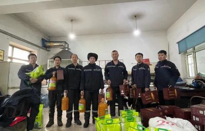 歲末送祝福 溫情迎新春|寶泰隆為全體員工發放春節福利